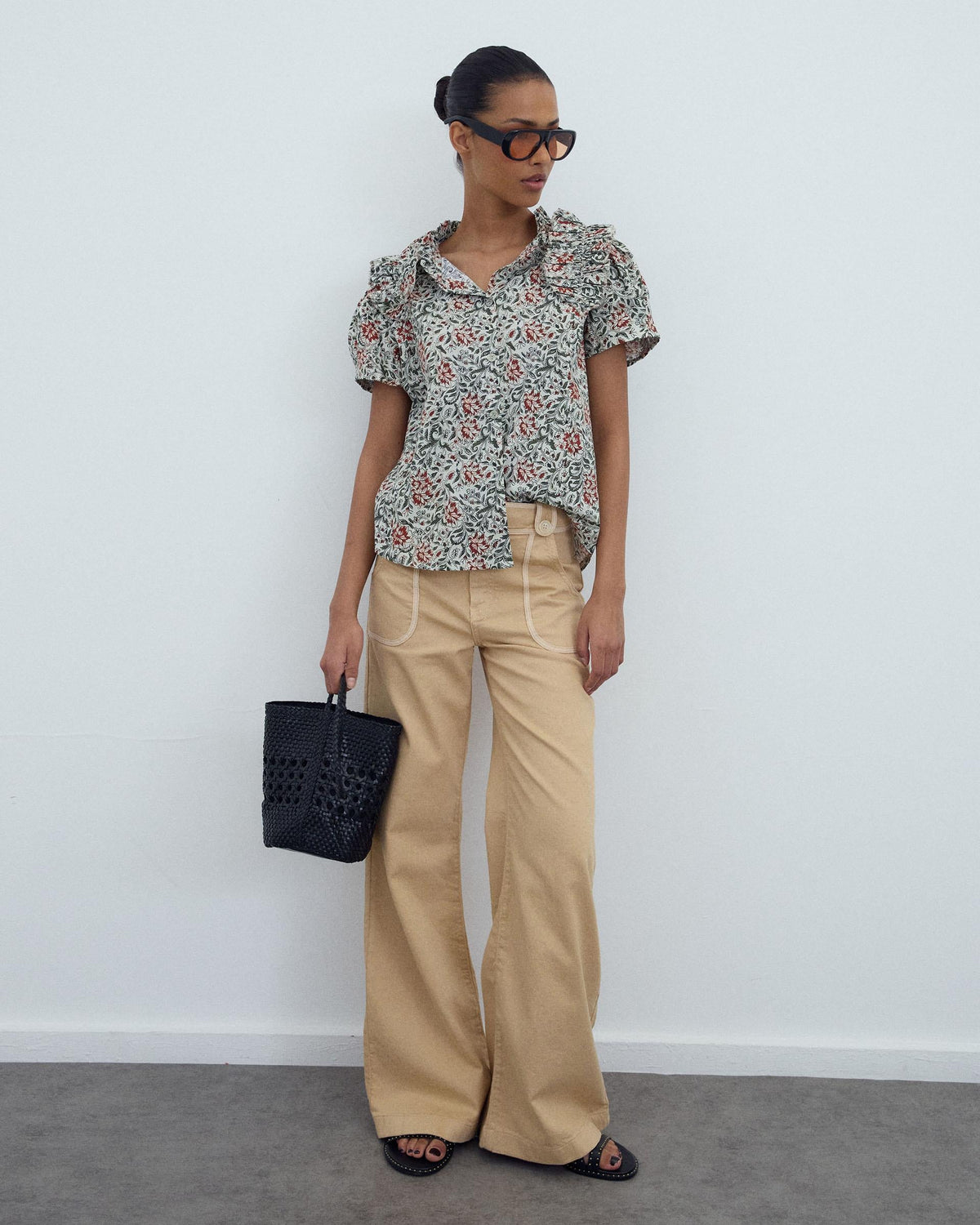 BLUSA MANGA ABULLONADA VOLANTE ESTAMPADA
