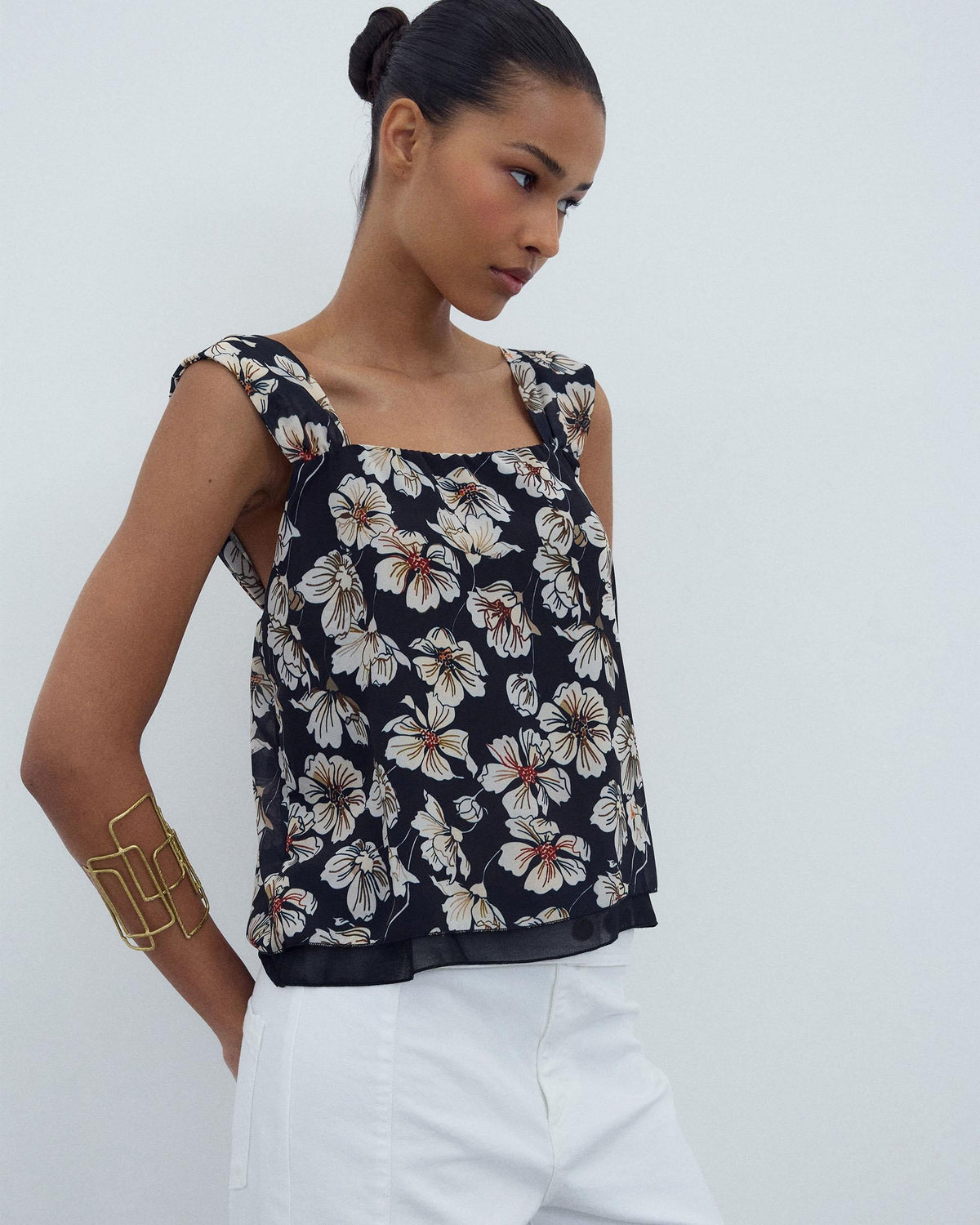 TOP TIRANTES BAJO GASA ESTAMPADO