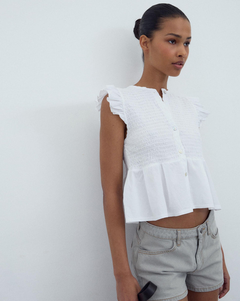 BLUSA NIDO DE ABEJA BOTONES DELANTERO