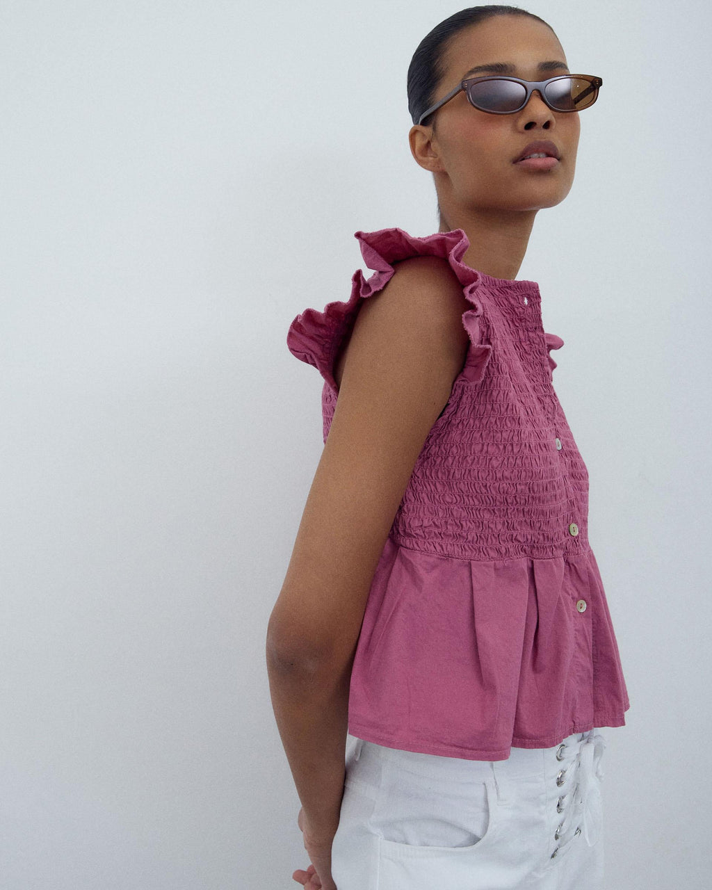 BLUSA NIDO DE ABEJA BOTONES DELANTERO