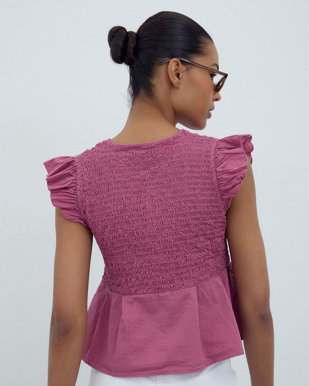 BLUSA NIDO DE ABEJA BOTONES DELANTERO