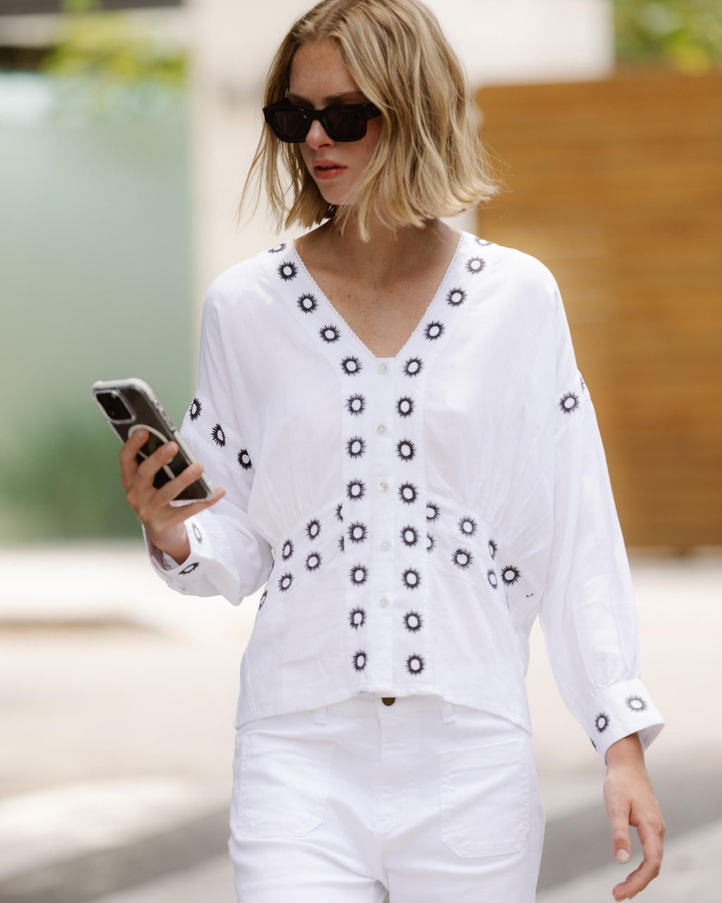 BLUSA BORDADOS