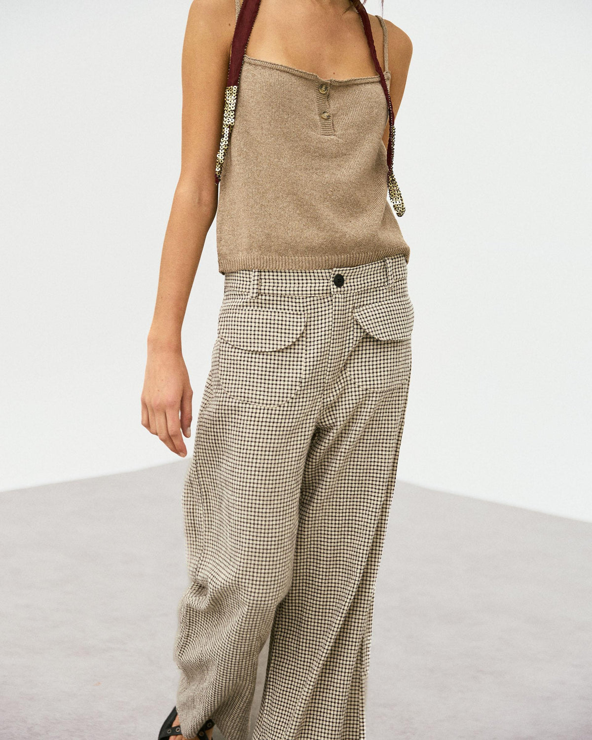 PANTALÓN CUADROS BOLSILLOS SEERSUCKER