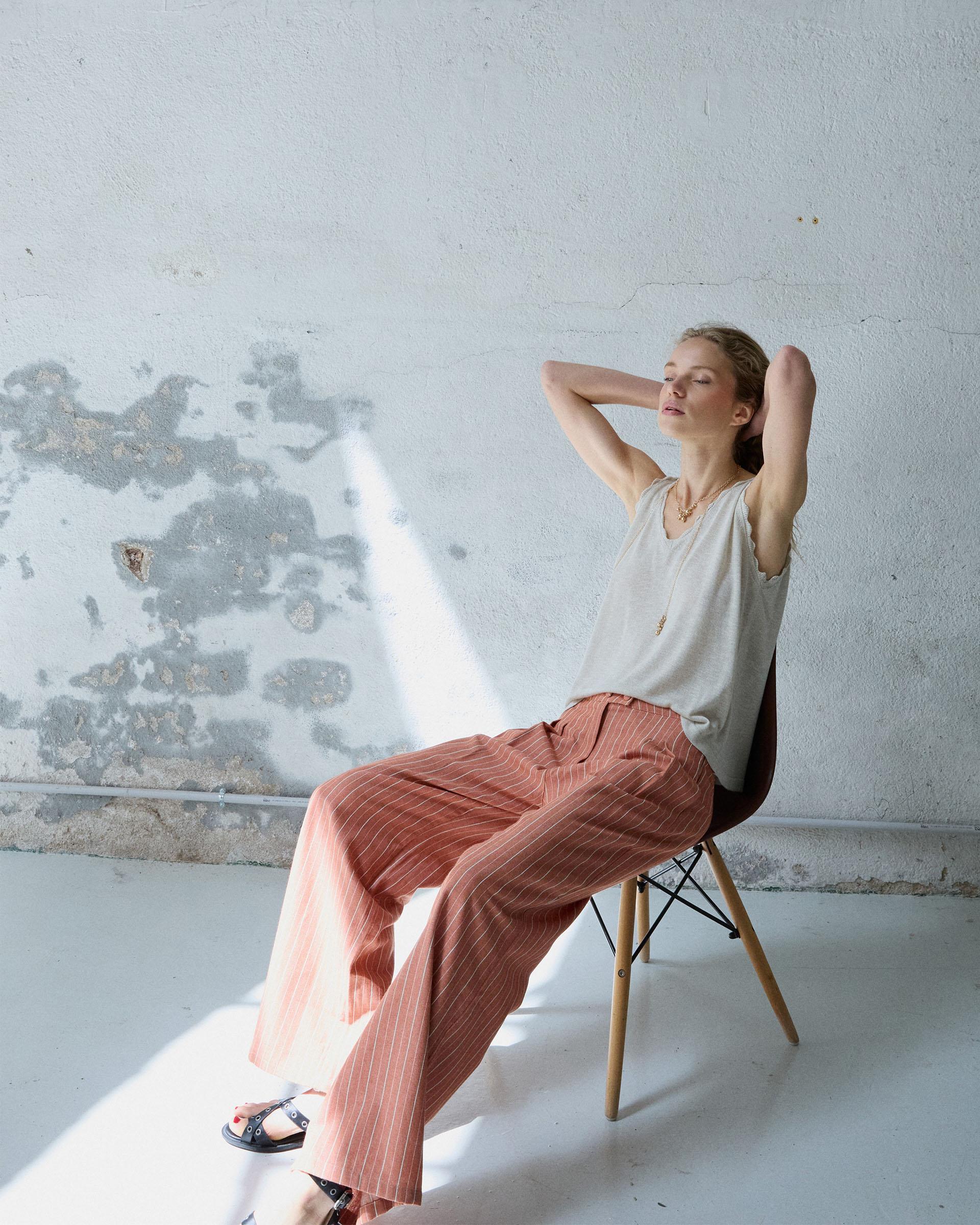 PANTALON WIDE LEG PINZAS RAYAS