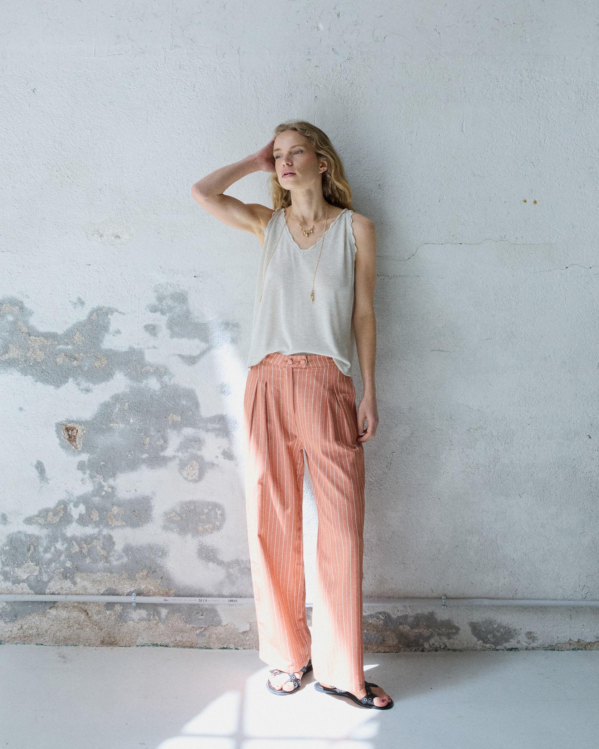PANTALON WIDE LEG PINZAS RAYAS