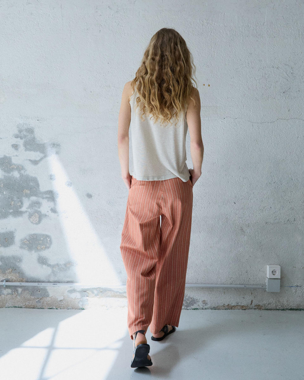 PANTALON WIDE LEG PINZAS RAYAS