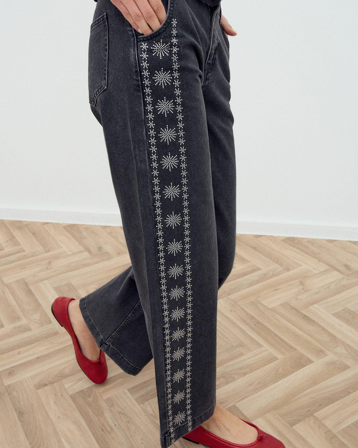 JEANS BRILLOS LATERALES