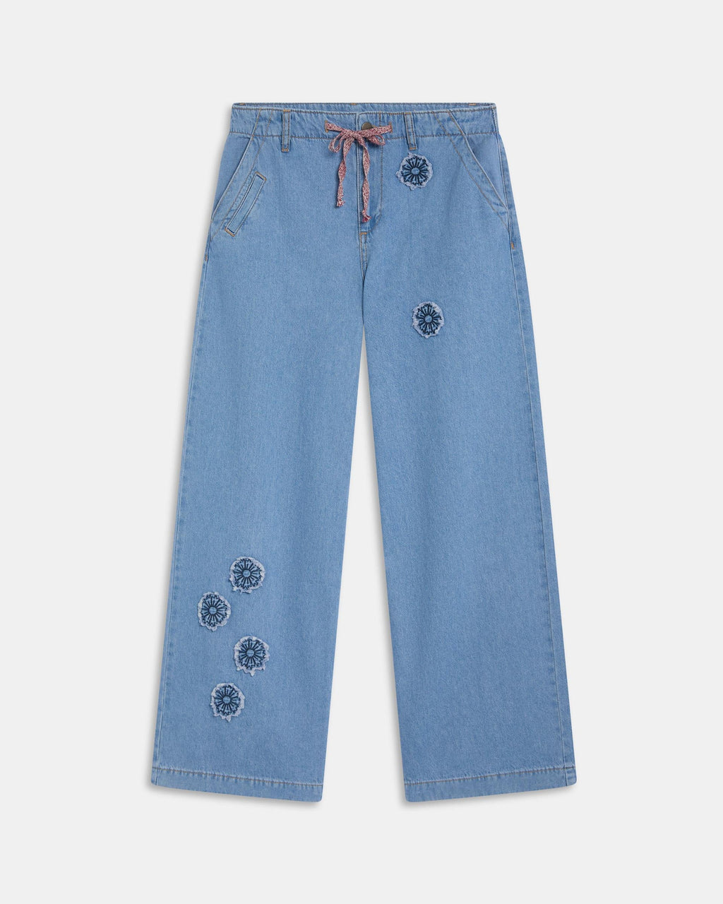 JEANS PARCHES FLORALES
