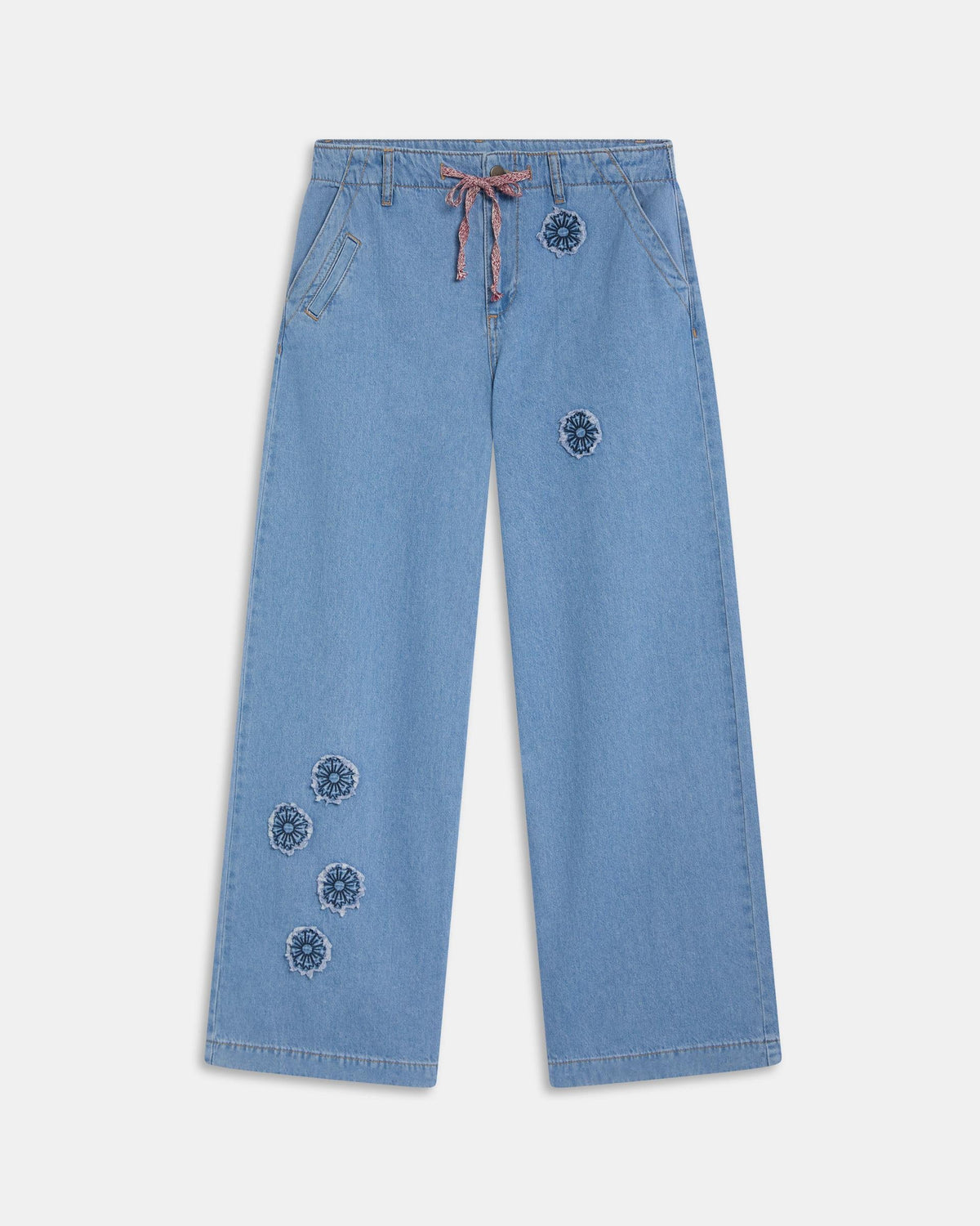 JEANS PARCHES FLORALES
