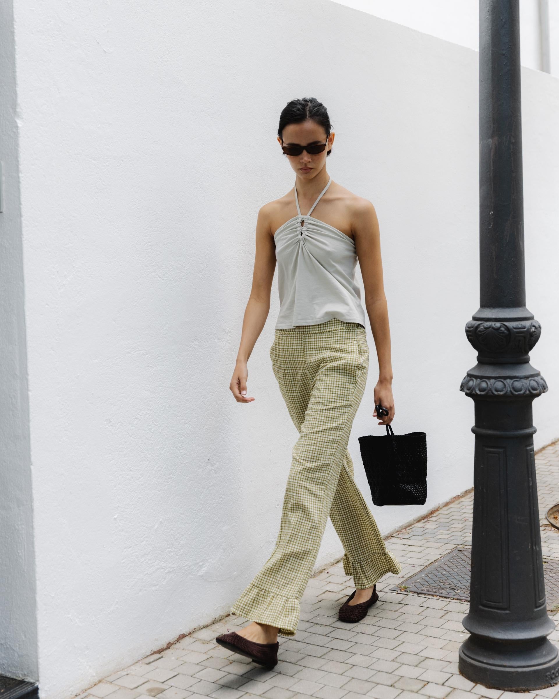 PANTALON CUADROS VOLANTE BAJO