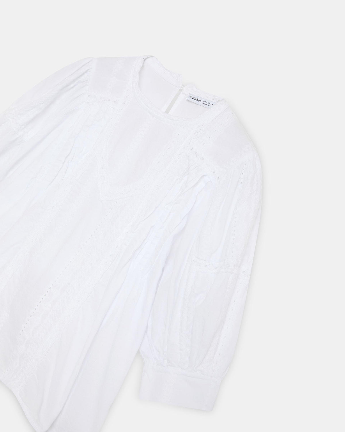 BLUSA MANGA FRANCESA PUNTILLAS JARETAS