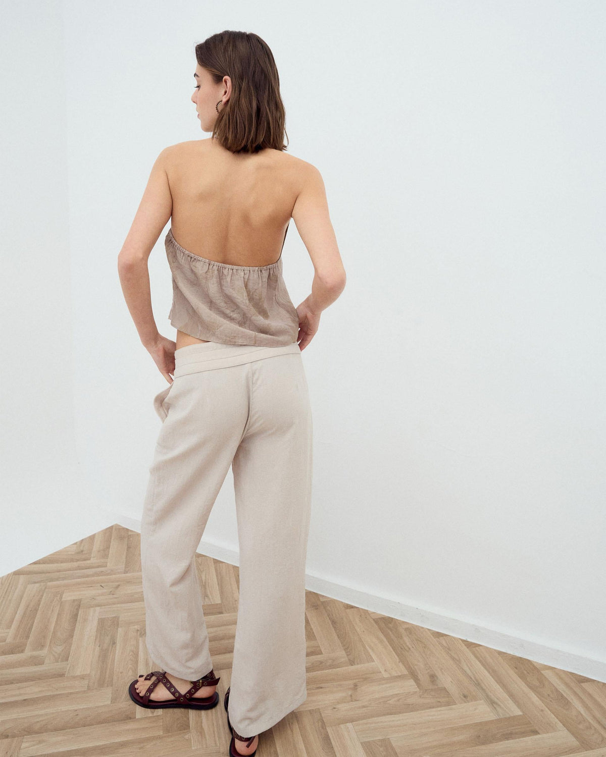 PANTALÓN DETALLE CINTURILLA