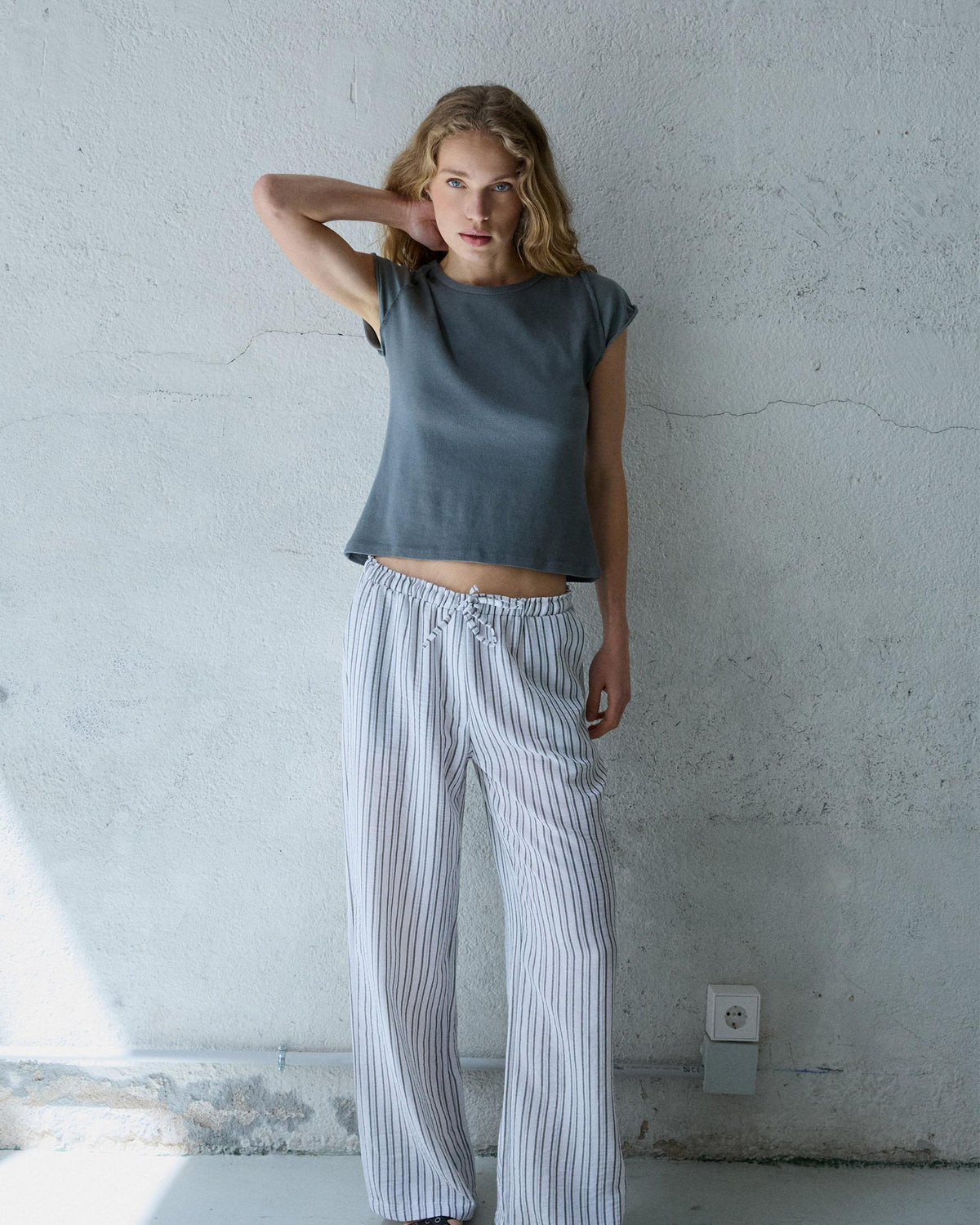 PANTALÓN FLUIDO RAYAS CINTURILLA LAZADA