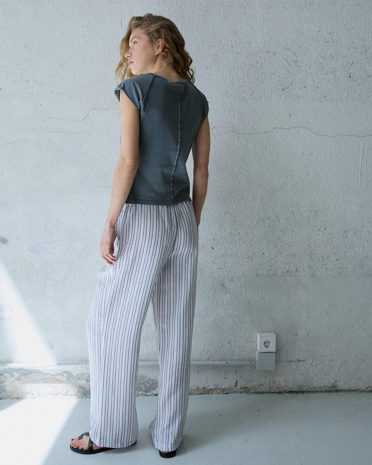 PANTALÓN FLUIDO RAYAS CINTURILLA LAZADA