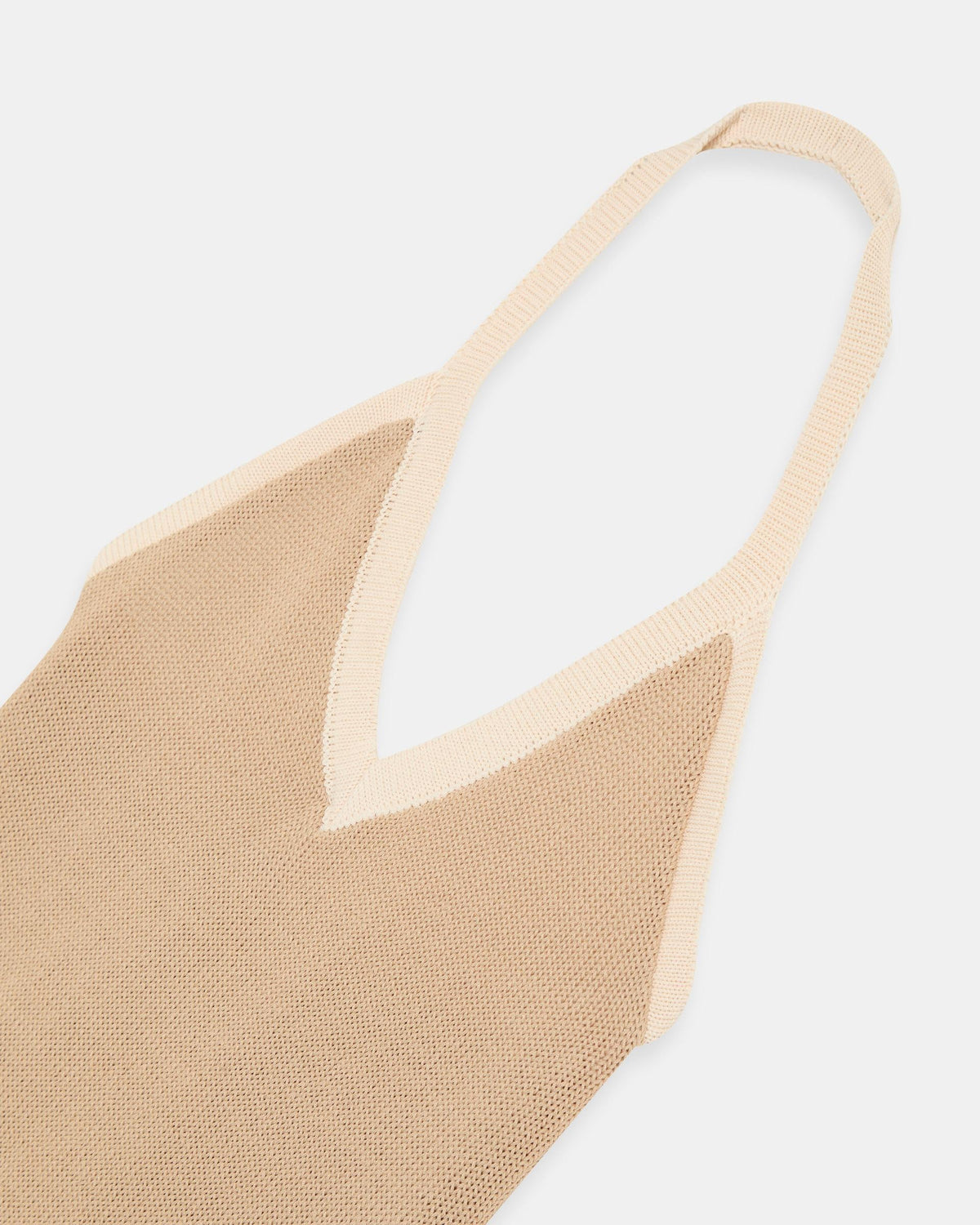 TOP PUNTO HALTER CONTRASTE