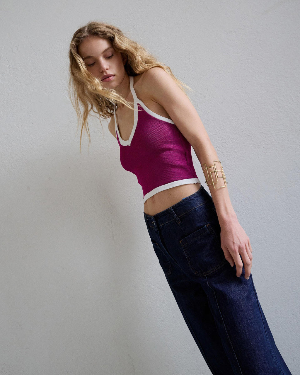 TOP PUNTO HALTER CONTRASTE