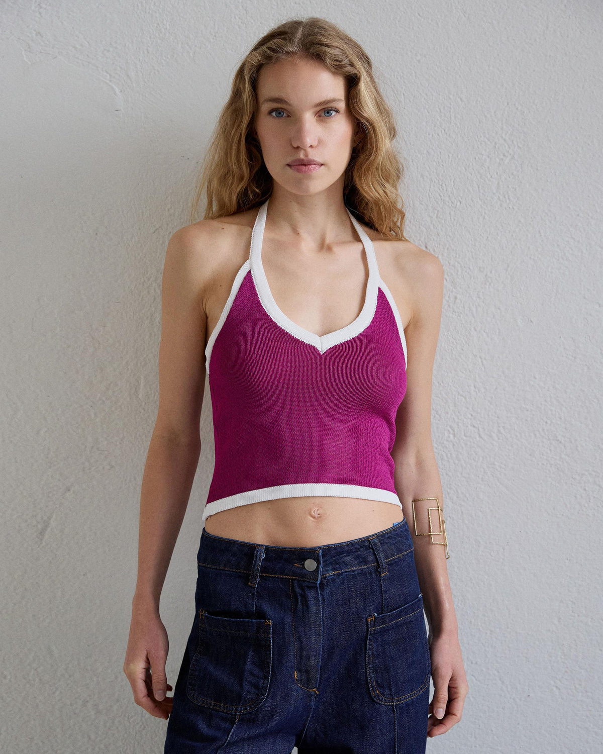 TOP PUNTO HALTER CONTRASTE