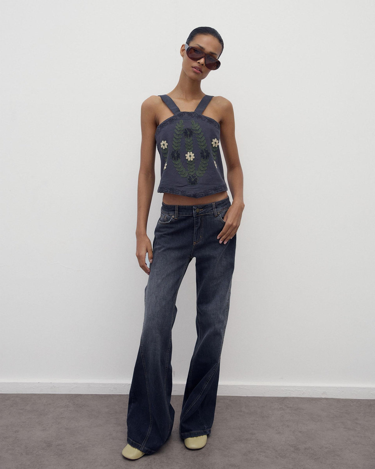 TOP HALTER CANVAS BORDADOS