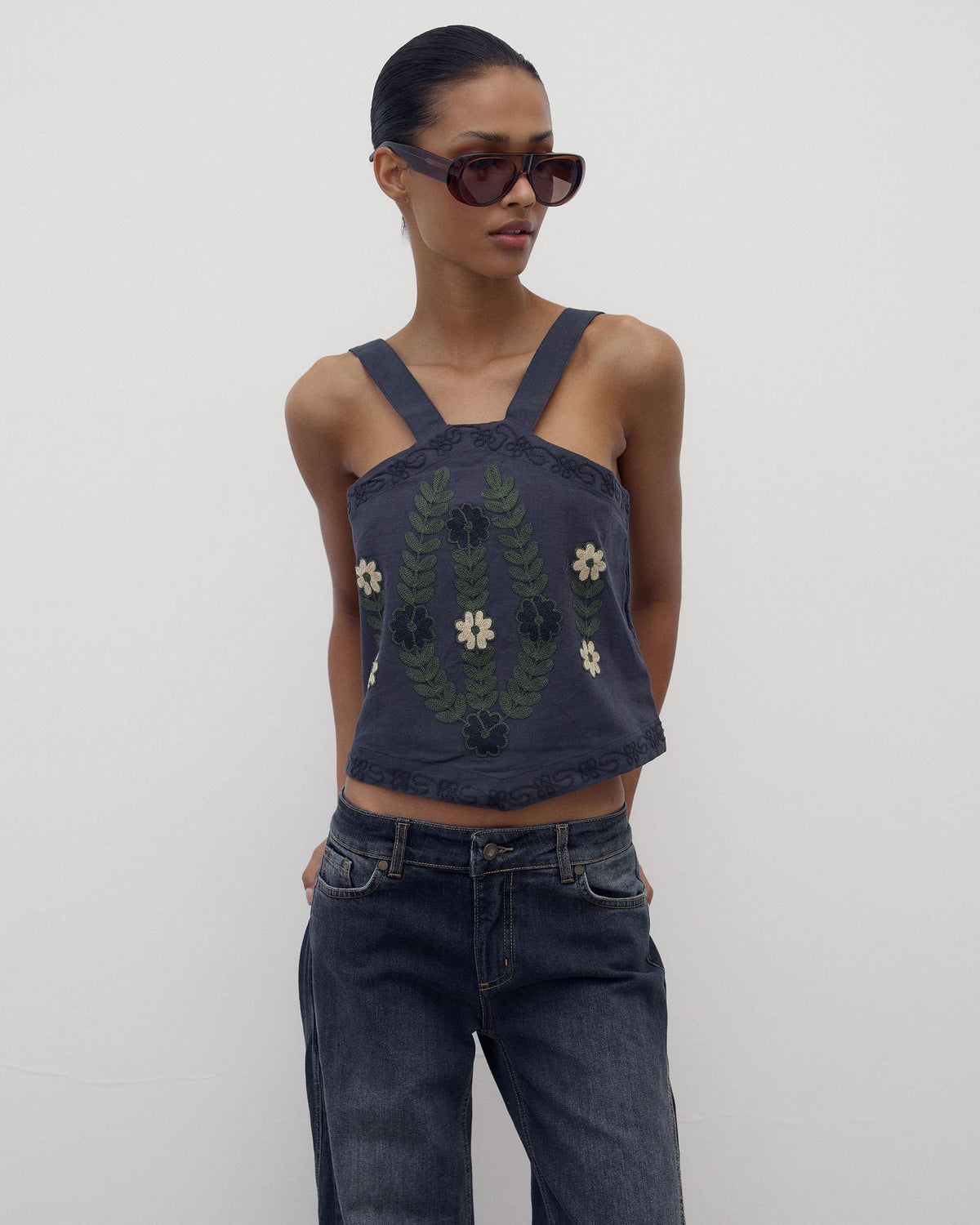 TOP HALTER CANVAS BORDADOS