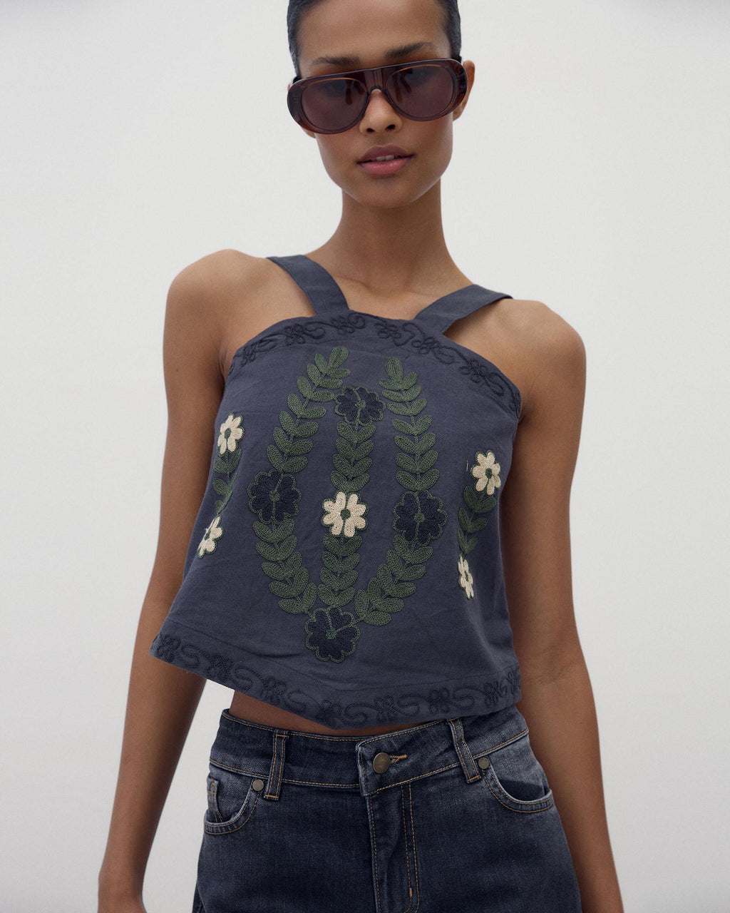 TOP HALTER CANVAS BORDADOS