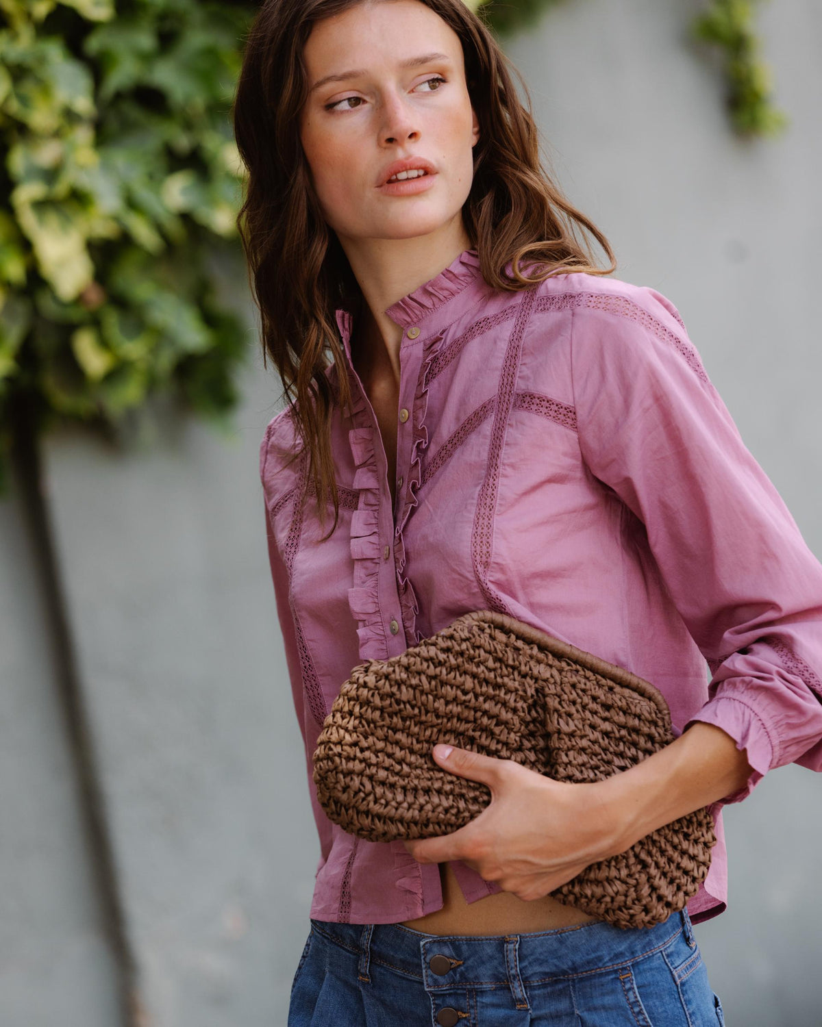 BLUSA PUNTILLAS VOLANTE DELANTERO