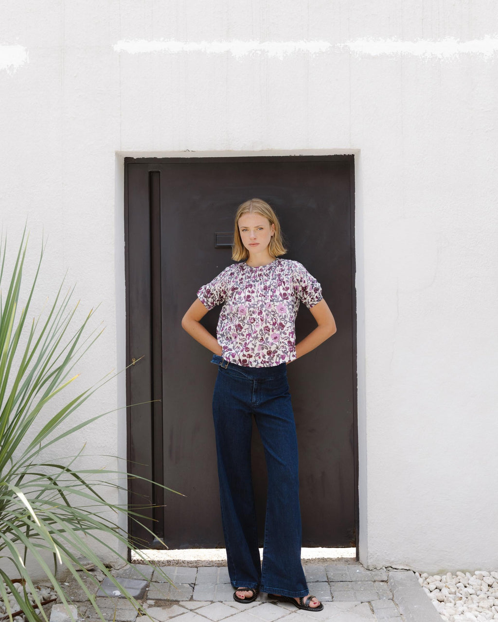 BLUSA DETALLES CANESU ESTAMPADA