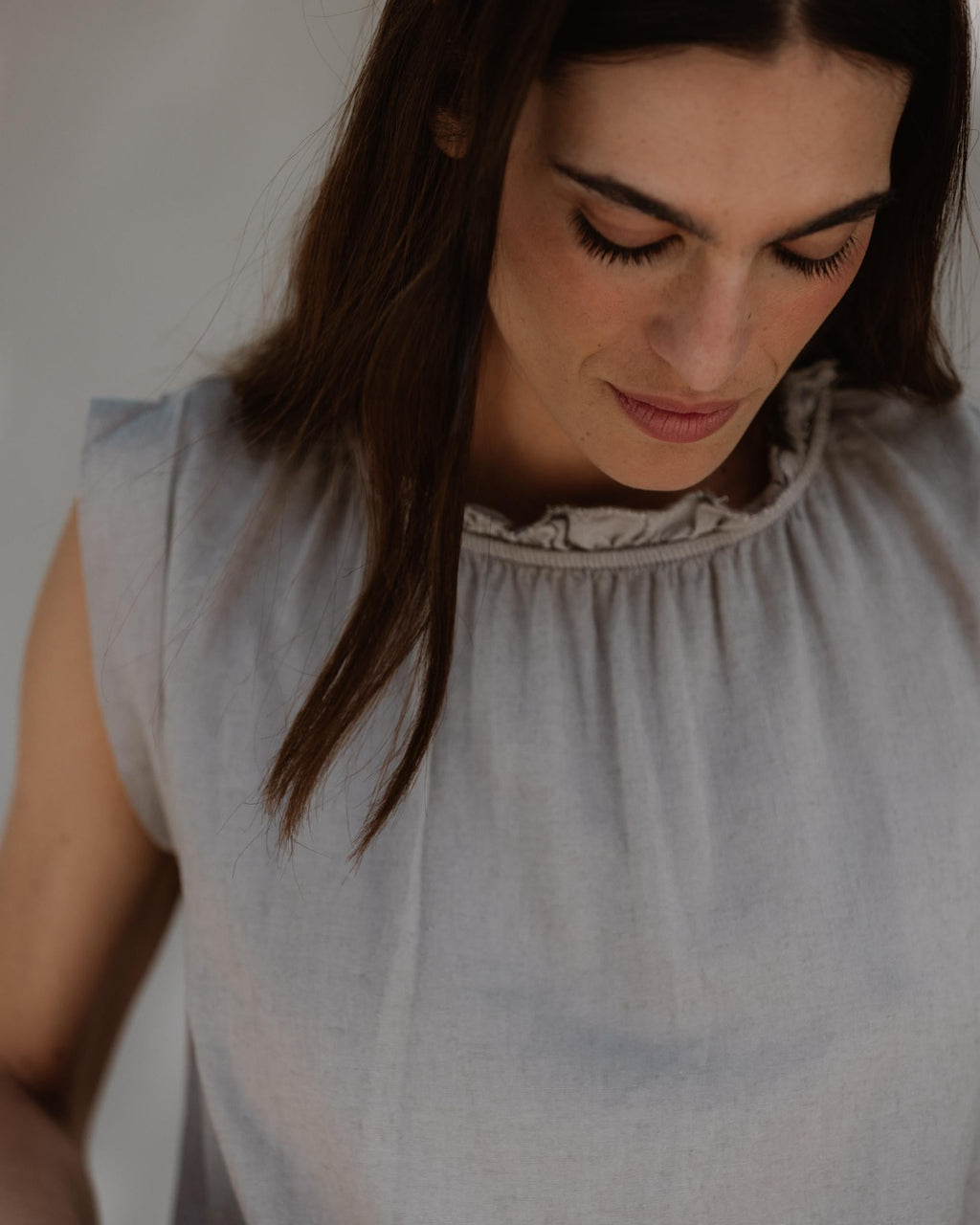 TOP LINO VOLANTE CUELLO