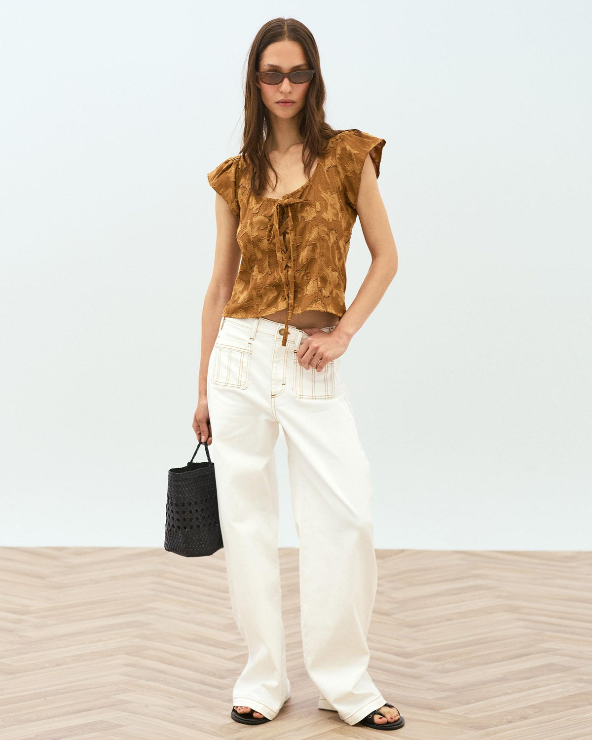 JEANS BORDADO SOL