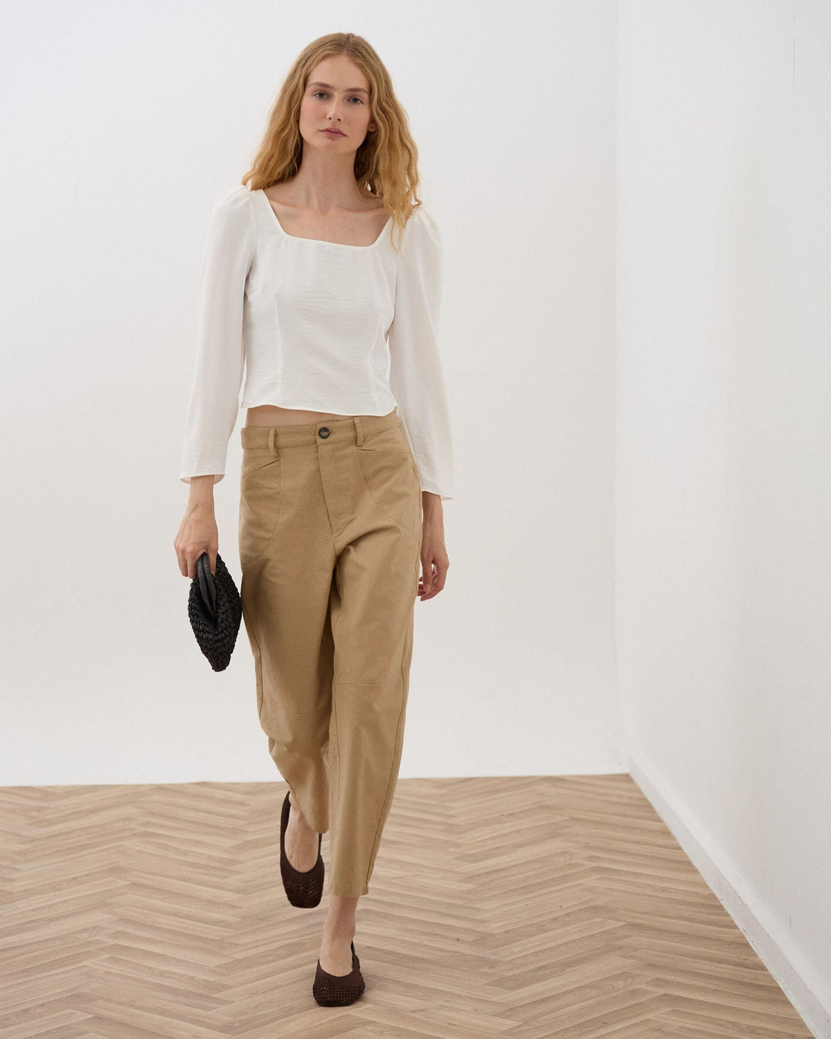 BLUSA ESCOTE CUADRADO