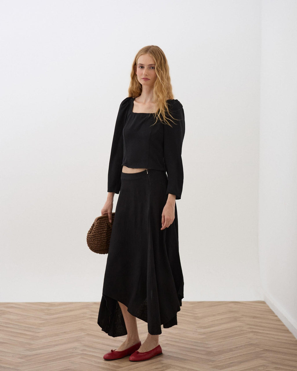 BLUSA ESCOTE CUADRADO