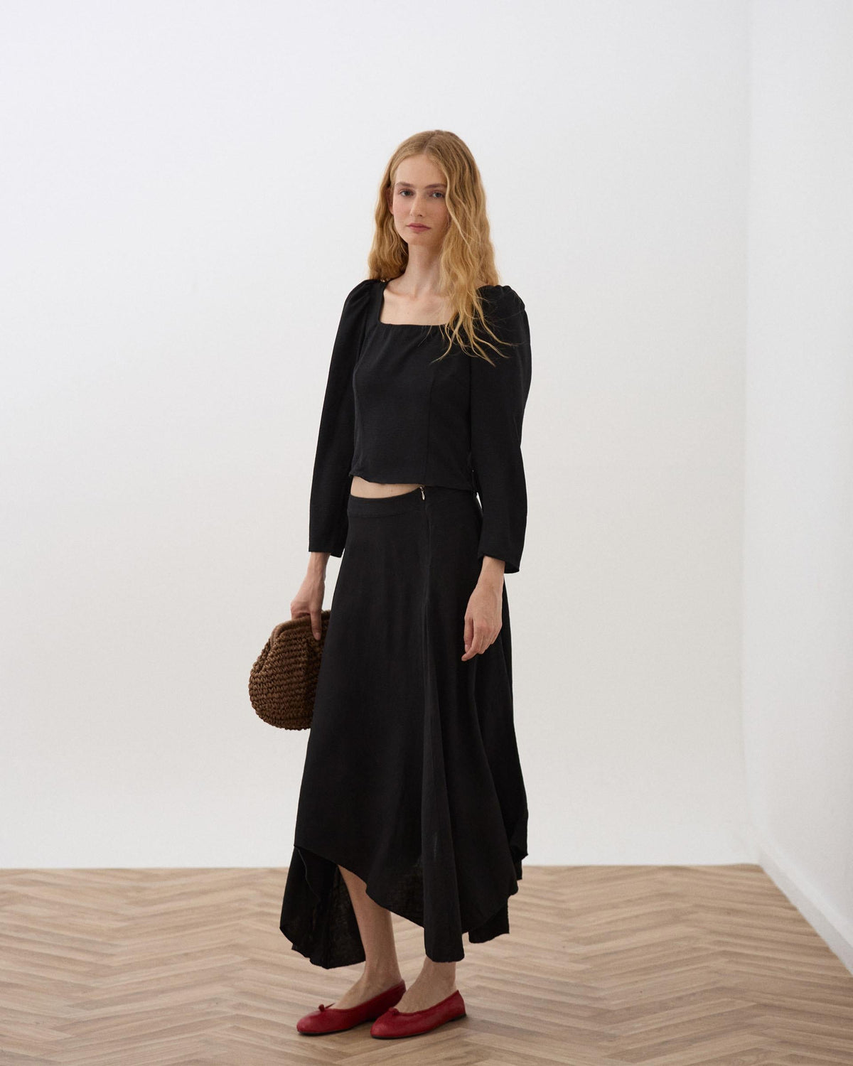 BLUSA ESCOTE CUADRADO