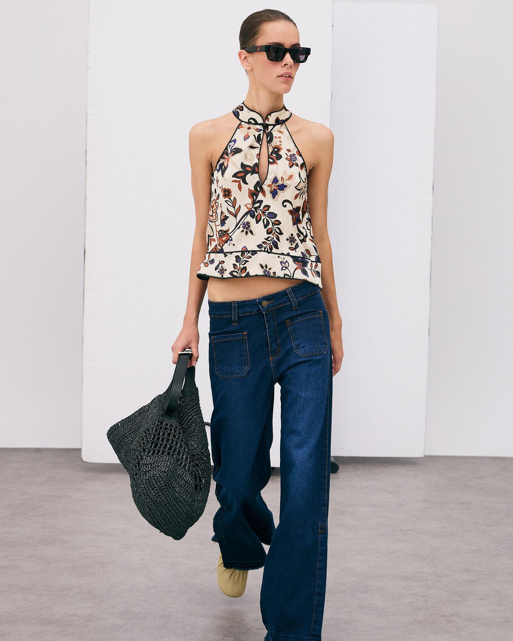 TOP CUELLO SUBIDO LAGRIMA ESTAMPADO FLORAL